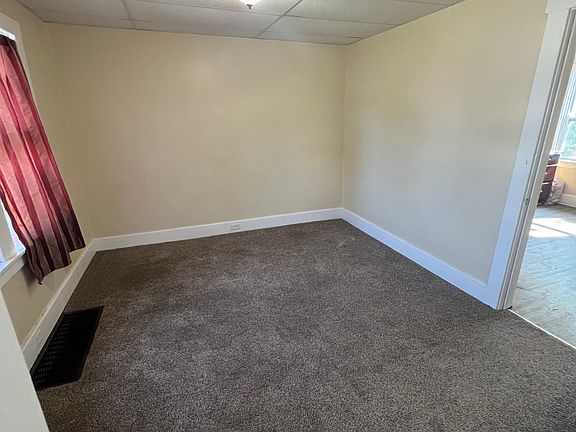 3rd image of 418 5th St