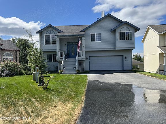 2nd image of 13216 Fullenwider Cir