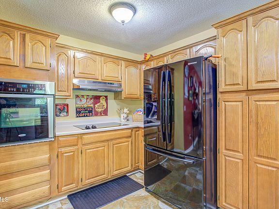 5th image of 108 Cedar Grove Rd