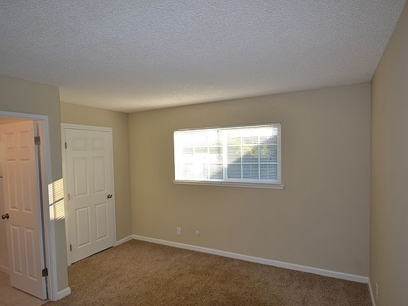 5th image of 7541 Tamoshanter Way