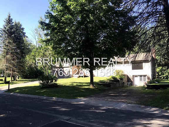 2nd image of 2123 Diamond Ln