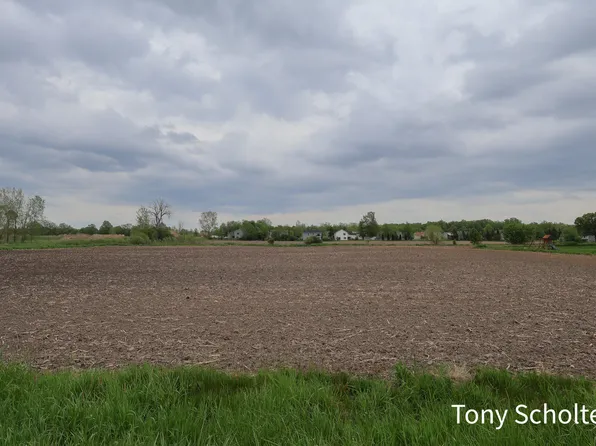7976 42nd Ave, Hudsonville, MI 49426