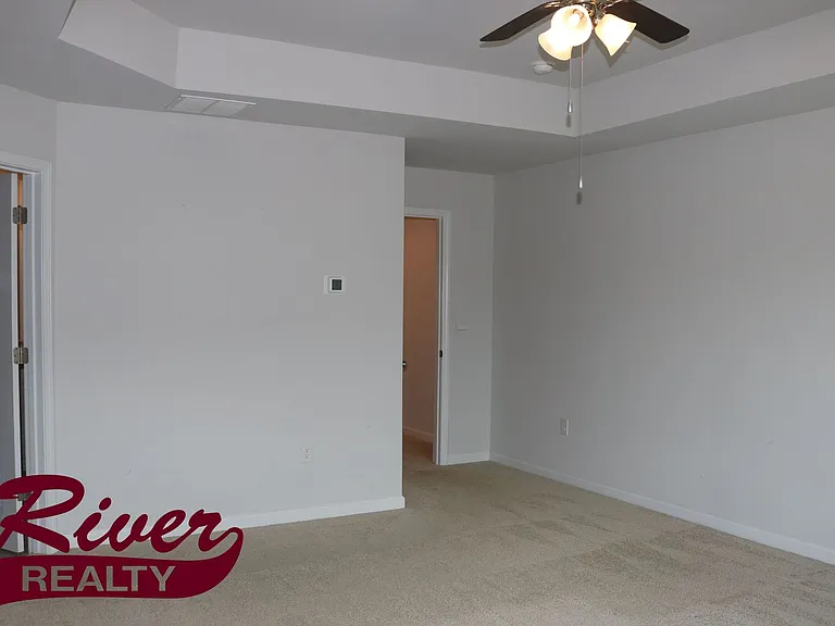 5413 Thrasher Ln — Photo 7