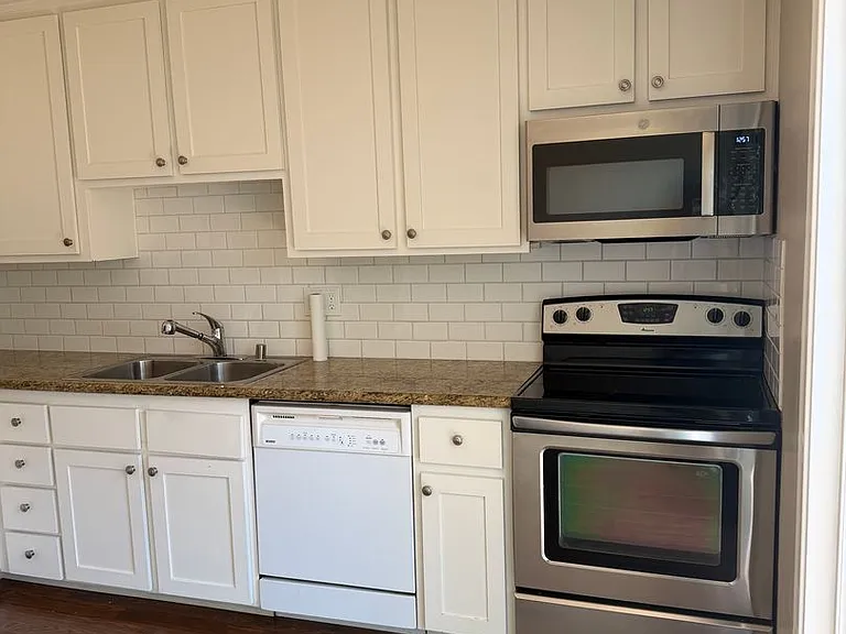 2313 Caminito Estero — Photo 3