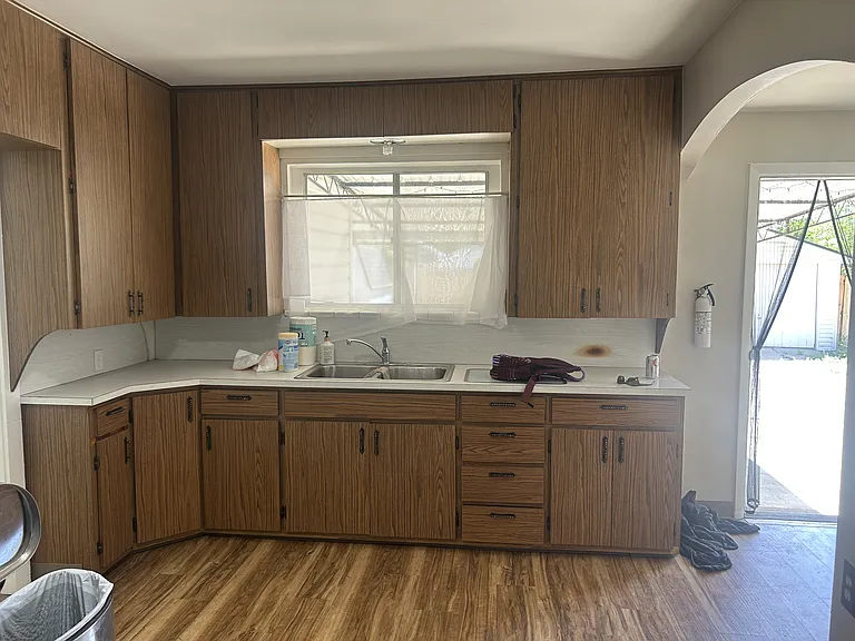 2240 Fenton St — Photo 10