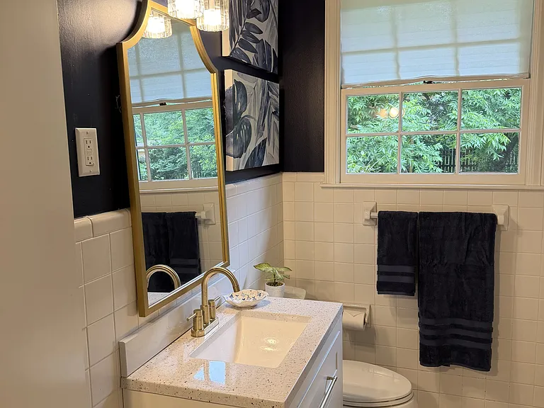 1410 Forsythe Ave — Photo 7