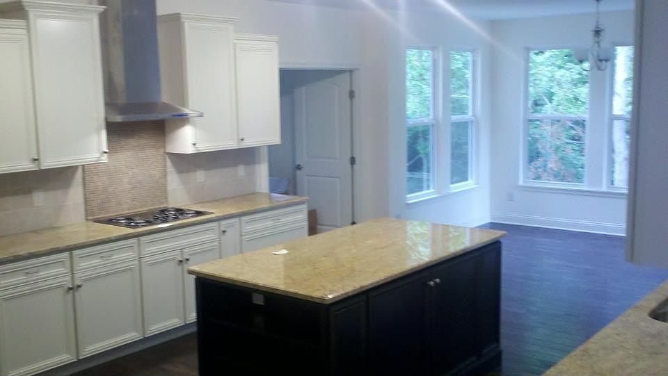 2nd image of 1080 Sophia Dr