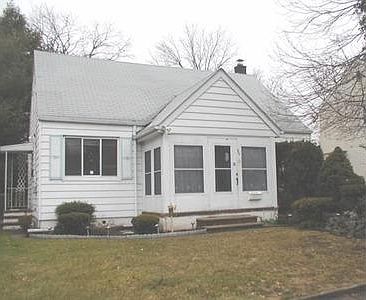 1st image of 626 E Passaic Ave
