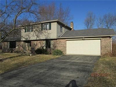 1st image of 15905 Farr Hills Dr