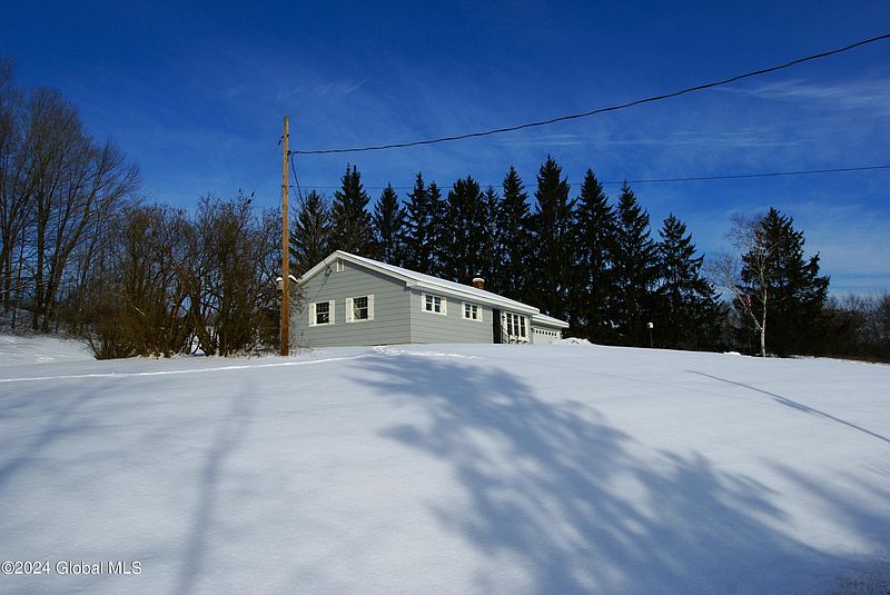 4th image of 797 Taylor Hill Road
