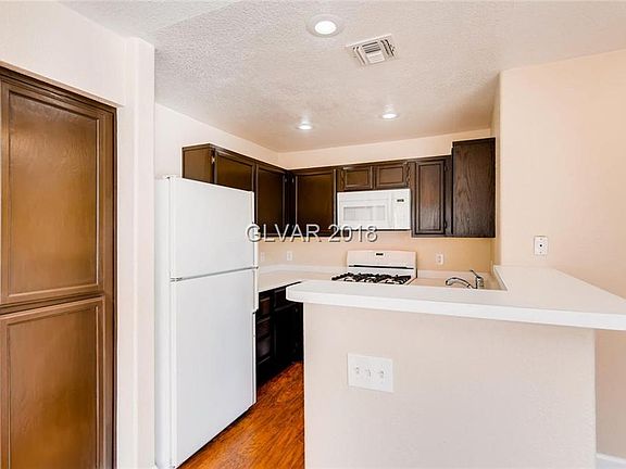 4th image of 350 S Durango Dr Unit 125