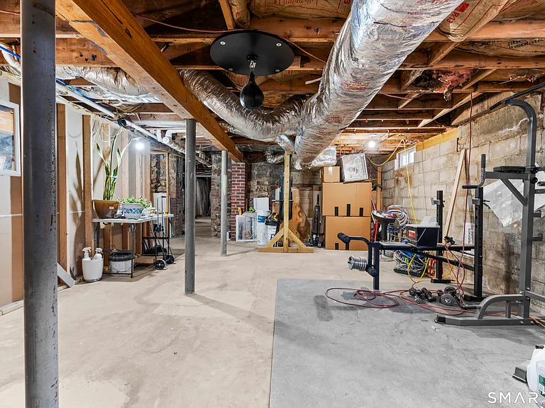 21 Hinman St #2 — Photo 15