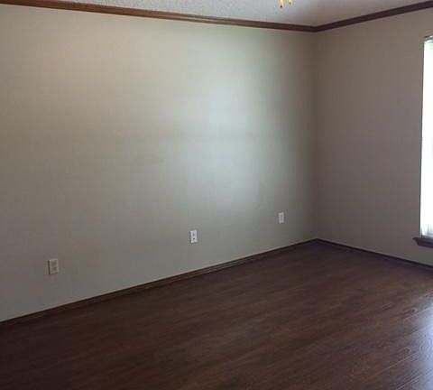 5th image of 5811 Winkler Dr