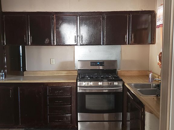 3rd image of 6211 N Camino De La Tierra