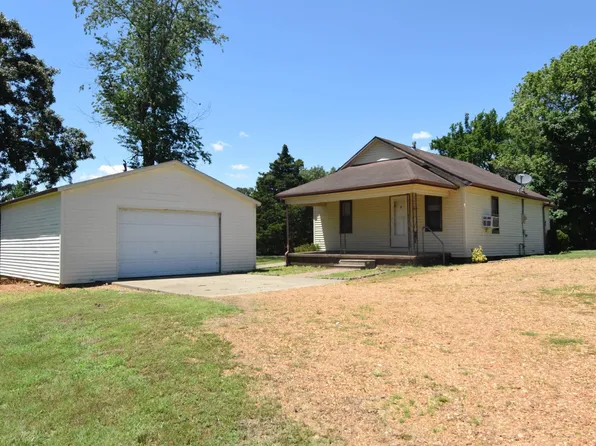 845 S County Line Rd, Mayfield, KY 42066