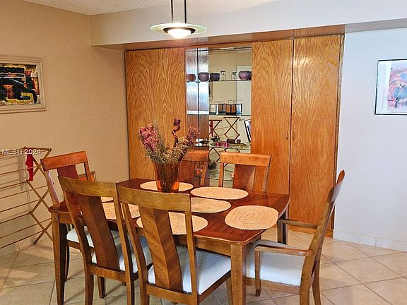 4th image of 16711 Collins Ave APT 1605