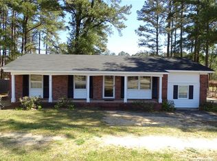 2101 Bingham Dr, Fayetteville, NC 28304