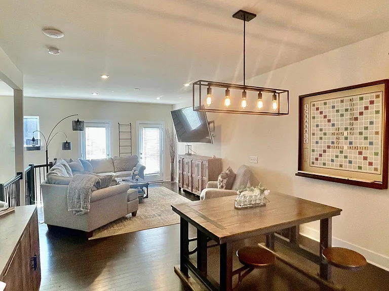 2840 Grand Union Way — Photo 4