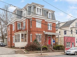 332 Academy Ave #2, Providence, RI 02908