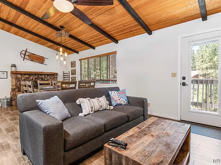 42646 Constellation Dr — Photo 6