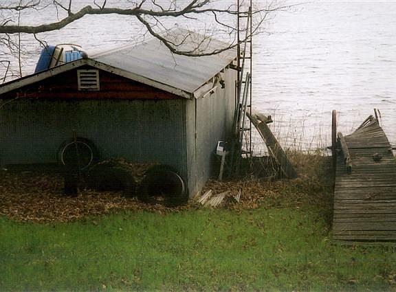 3rd image of 115888 Prairie Island Dr