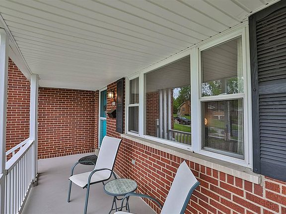 5th image of 4626 Leadwell Ln