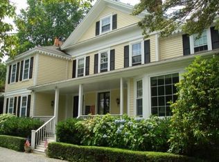 15 Clay St, Newport, RI 02840
