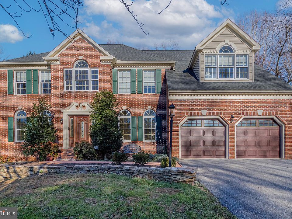 1st image of 10162 Bracken Dr