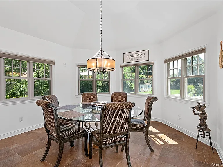 12 Glenridge Ln — Photo 14