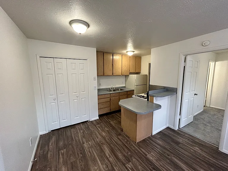 Tortugas Apartments — Photo 21