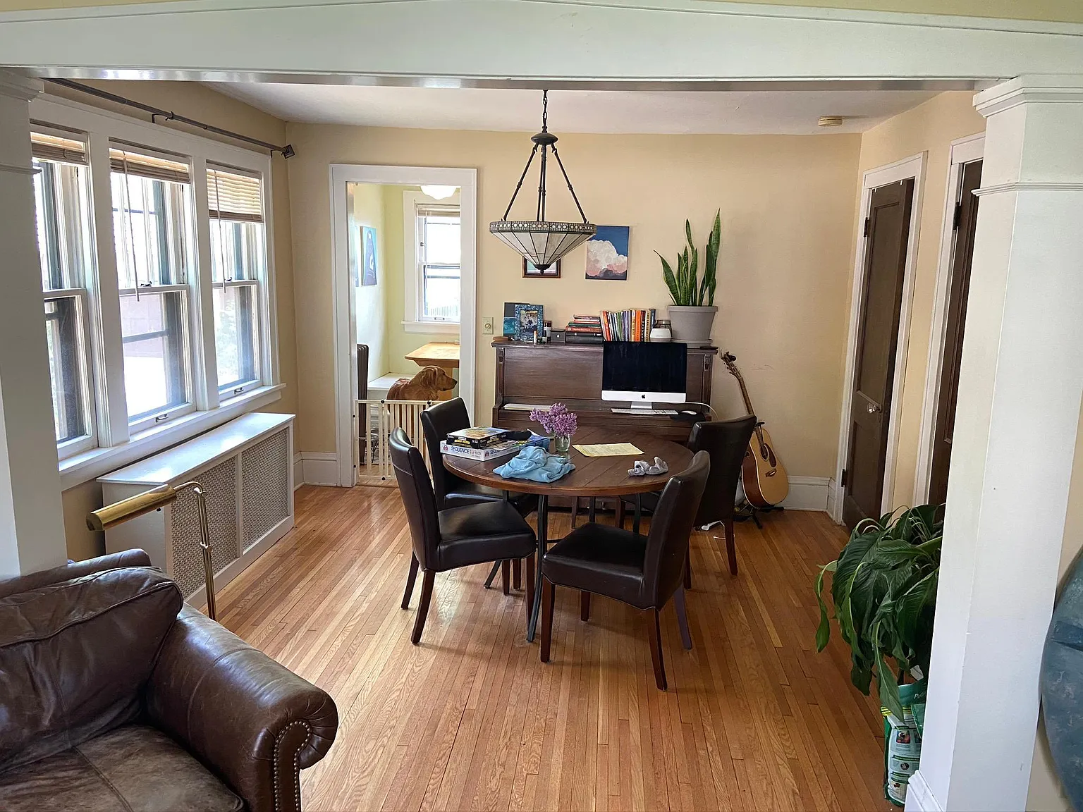 3 bed, 1200 sqft, $2,400 — Photo 3