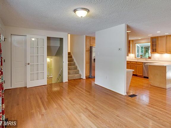 4th image of 6106 Winter Park Dr