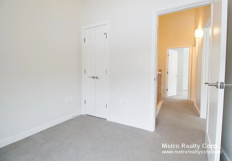 31 Cottage Park Ave #31 — Photo 10
