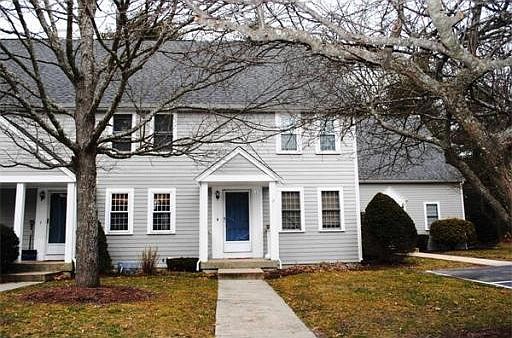1st image of 72 Twin Lakes Dr