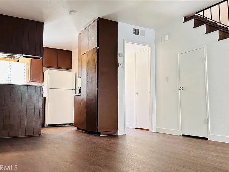 809 S 4th St #5 — Photo 7