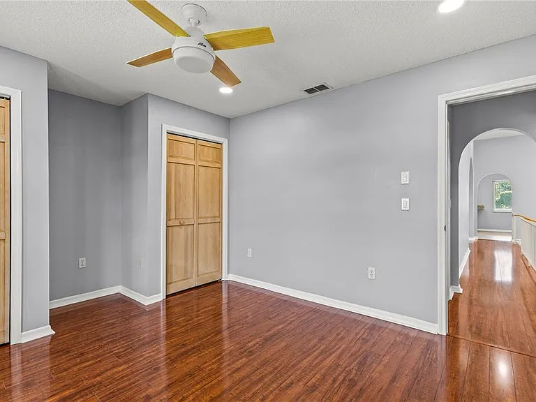 9447 Ashley Dr — Photo 40