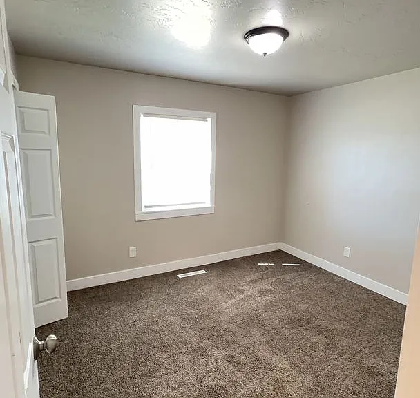 4480 W 5655 S — Photo 21