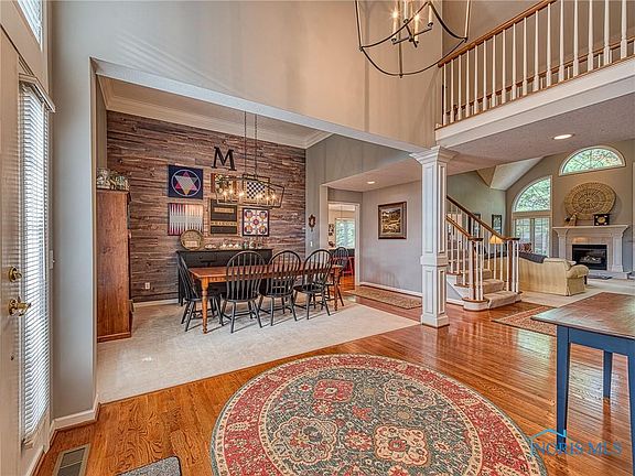 5th image of 2256 Birch Run Ct