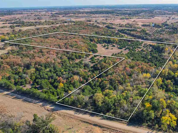 E Lakeview Rd, Yale, OK 74085