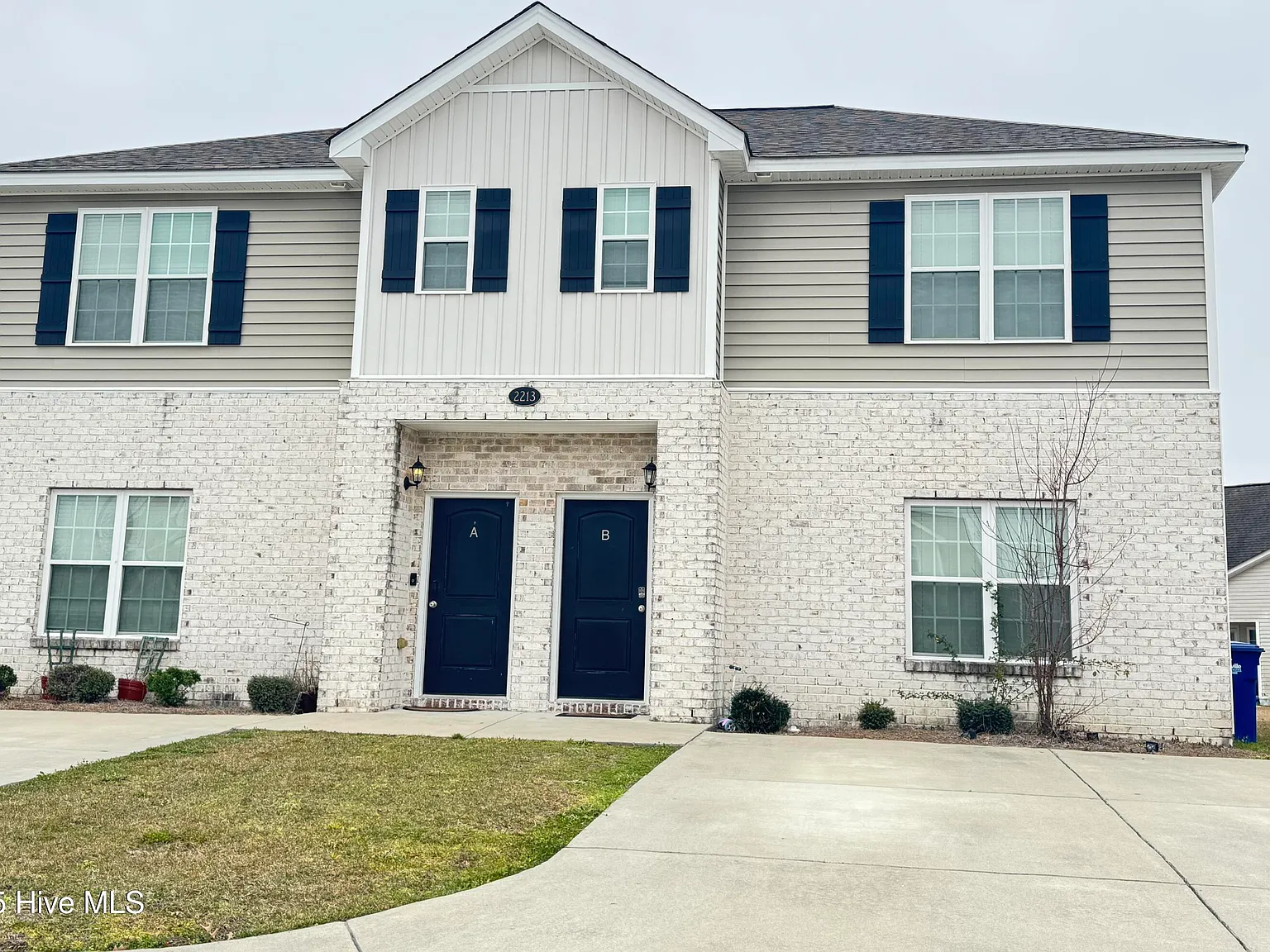 3 bed, 2.0 bath, $1,525 — Photo 2