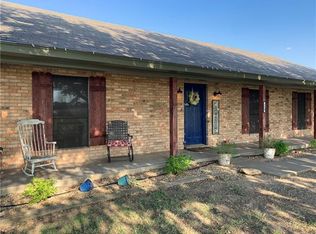 524 N Highway 77, Italy, TX 76651