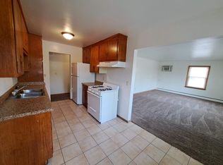 5740 Sander Dr #9, Minneapolis, MN 55417