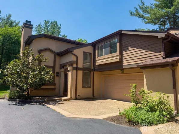 83 Sayre Dr, Princeton, NJ 08540