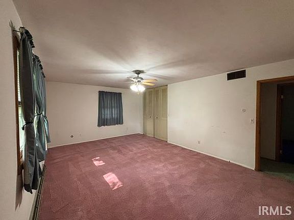 5th image of 600 S Park Ave