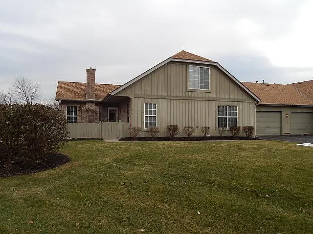 2264 Willowside Ln photo 1