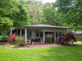 4100 Blevins Gap Rd, Louisville, KY 40272