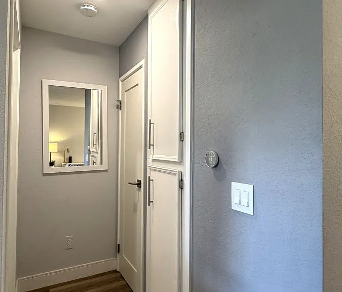 2801 N Los Felices Cir E — Photo 17