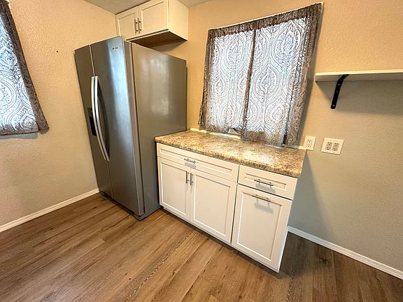 5th image of 208 S Edgehill Ave