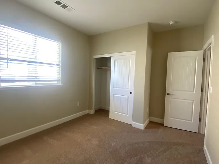 2600 Whitehorse Way — Photo 16