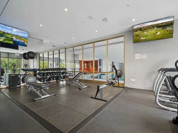 75 Park Lane South image 41 of 45